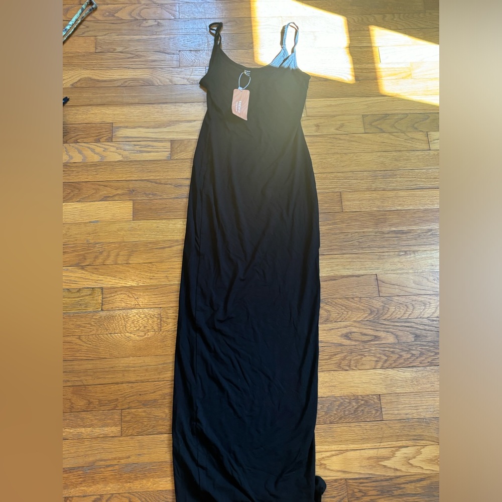 black xs maxi dress
